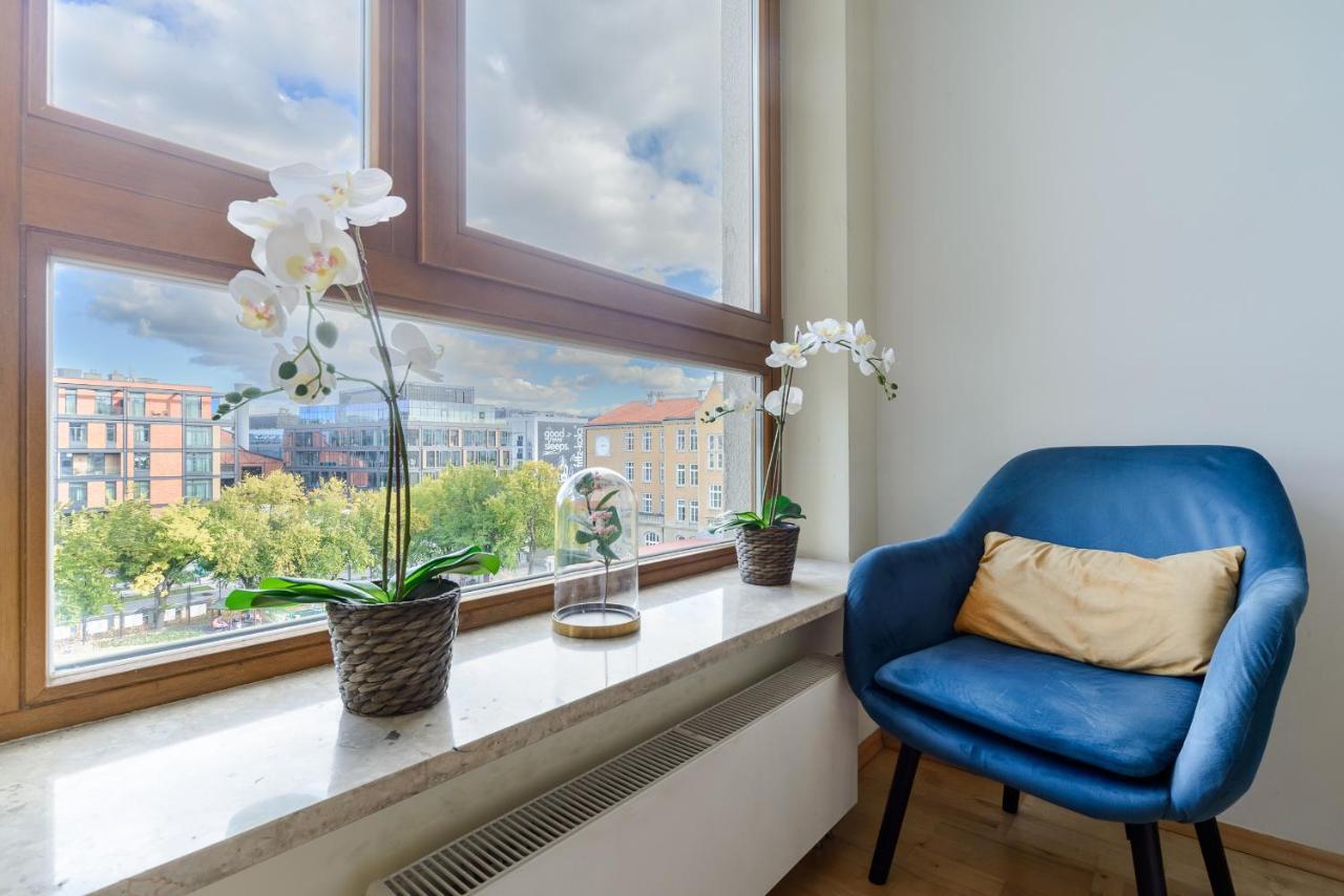 Lumina Apart With A Large Balcony Near Presidential Palace And River Varşovia Exterior foto